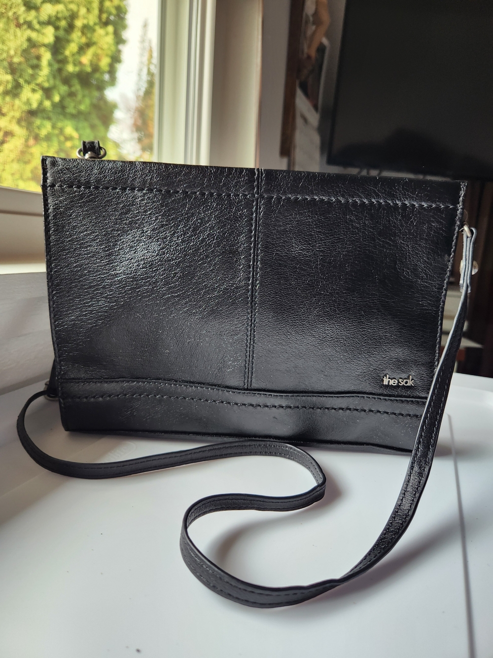 The Sak Iris Leather Crossbody Clutch Bag